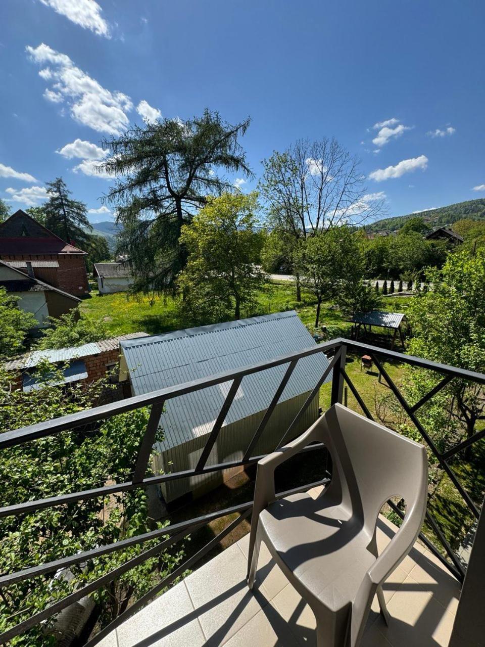 Girske Povitria 2 Yaremche Exterior foto