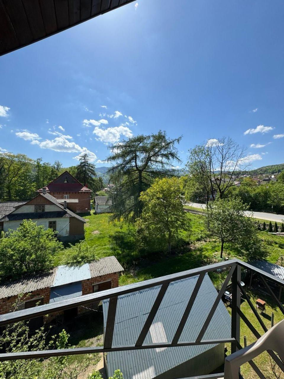 Girske Povitria 2 Yaremche Exterior foto